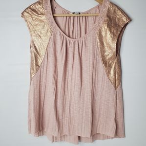 American Eagle Outfitters top rose golden shoulder details size Small